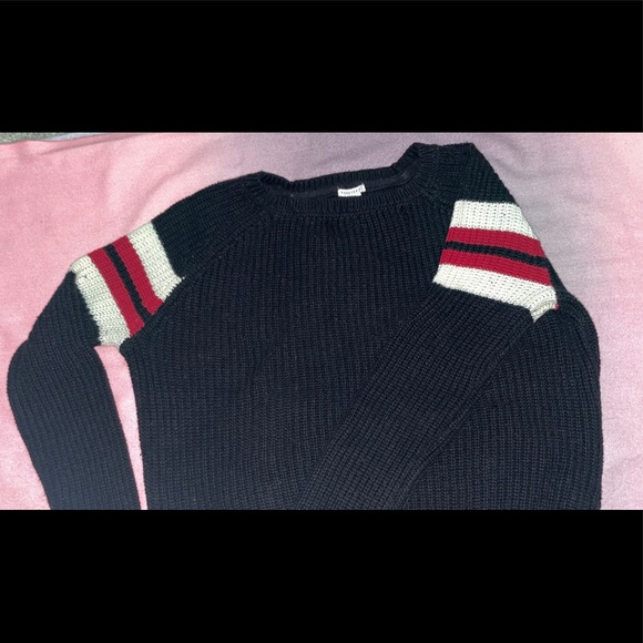 Knitted Sweater - Picture 3 of 5